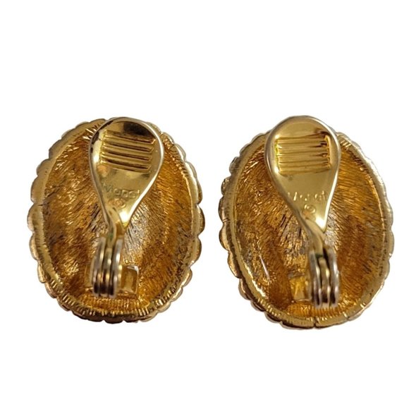 Monet Gold Tone Oval Clear Glass Rhinestone Center Clip-On Earrings, Signed K987 - Picture 5 of 9